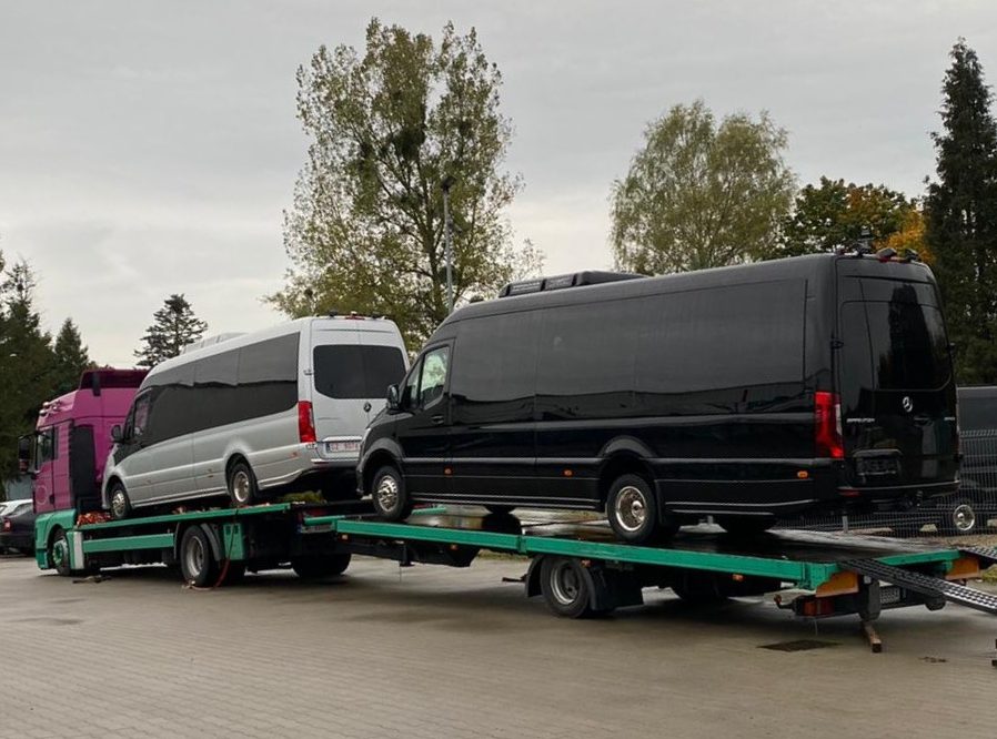 Fahrzeugtransport on 2 Fahrzeugen nach Deutschland